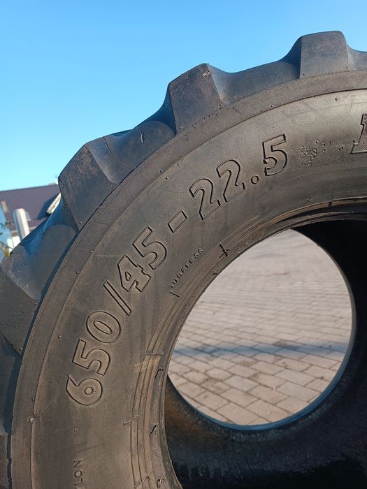 650/45-22.5 BKT Flotation TR 678 650/45R22.5