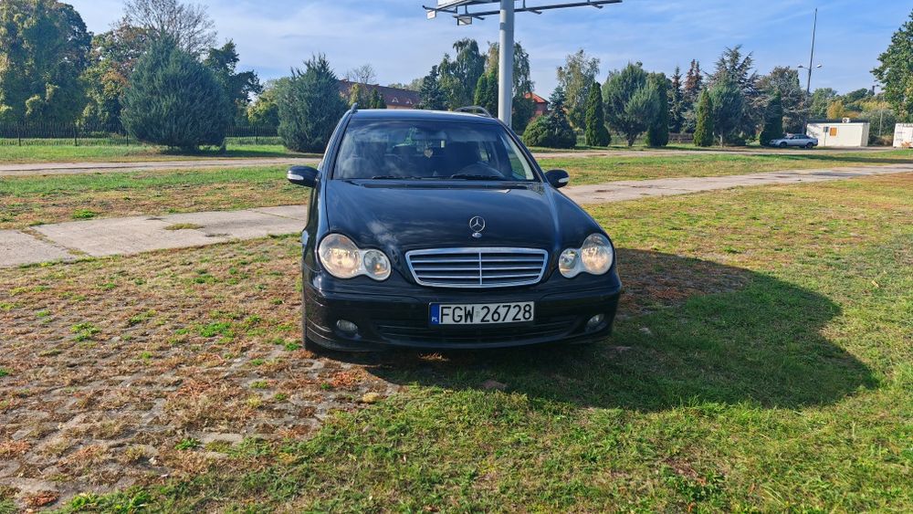 Mercedes w203 2.2 CDI  150km 2006 rok