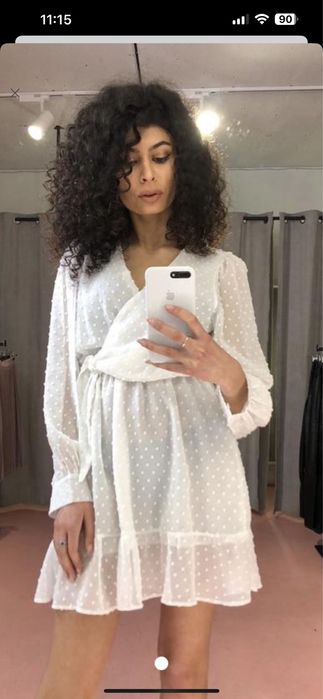 Біла шифонова сукня в горошок (нова)