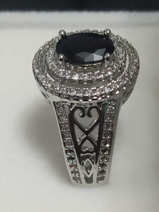 Anel de LUXO com Zircônia Preta