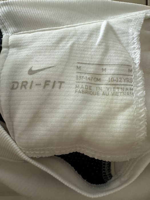 Футболка  Nike дитяча на8- 10 років.