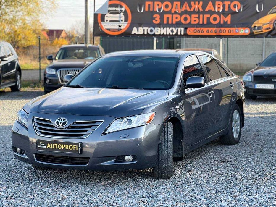 Toyota Camry 40 2008 рік 2.4 бензин