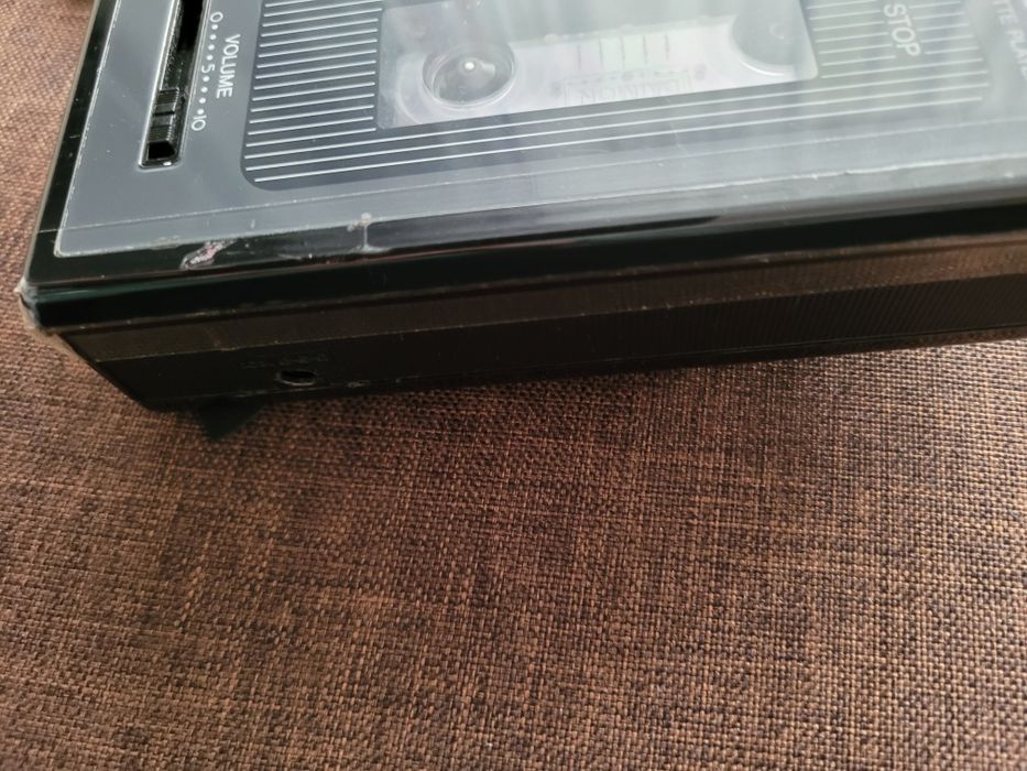 Walkman Sharp JC- 105 BK- nadal sprawny