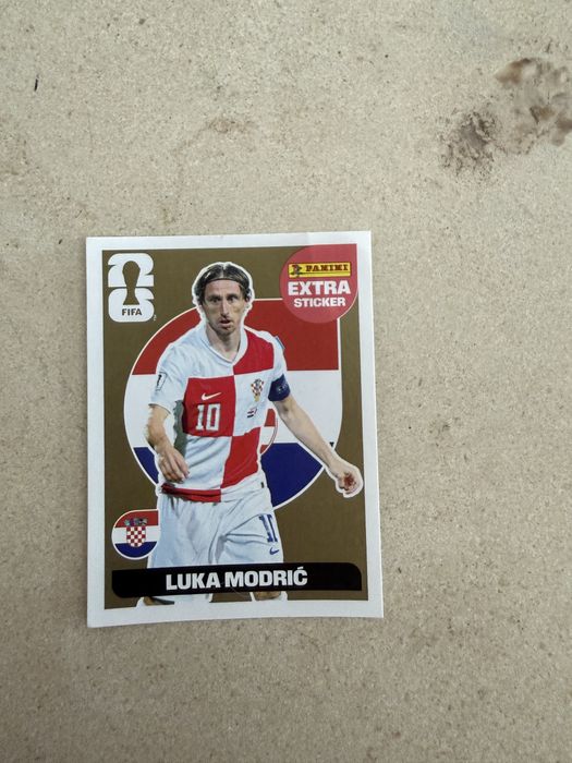 Extra Sticker Luka Modric Gold