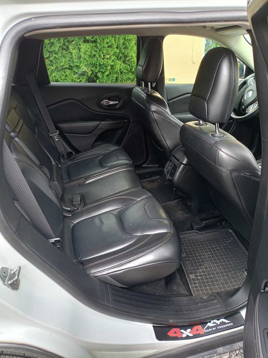 Jeep Cherokee 3.2. 4x4