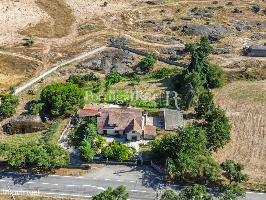 Quinta T4 e Estudio em 13 hectares de terreno