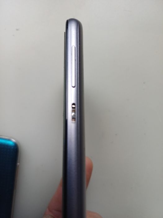 Telefony Galaxy note 3 i S5 oraz Motorola e55