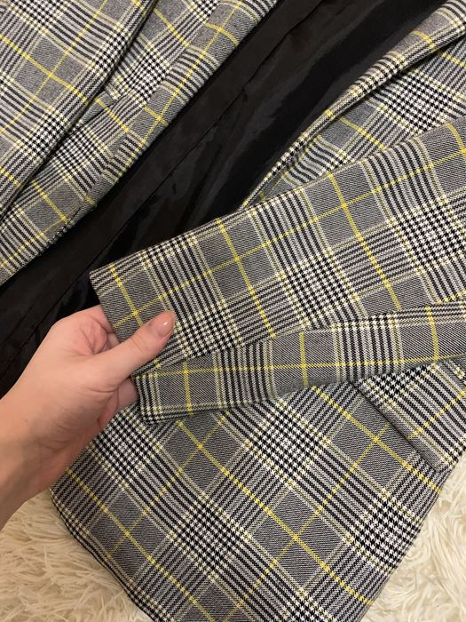 Жакет(жіночий)))