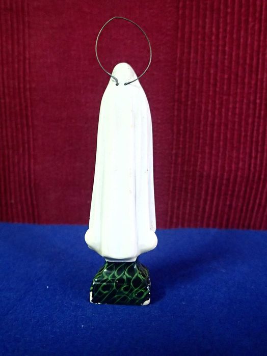 Peça religiosa em cerâmica