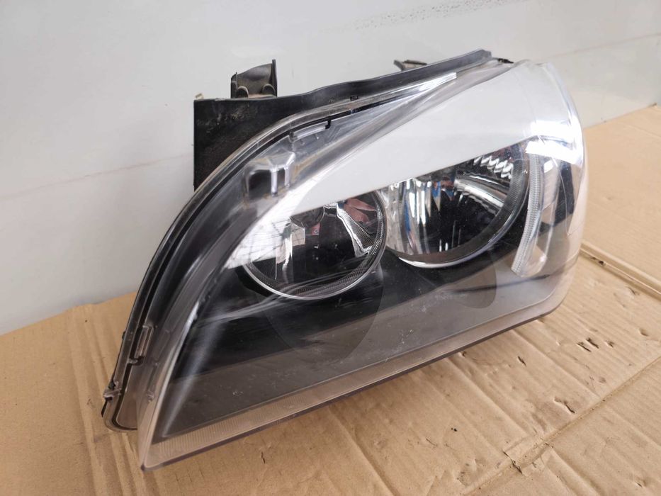 Ótica farol esquerdo BMW X1 E84 (2009 a 2012)