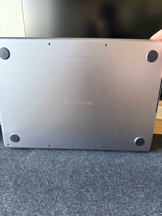 Macbook Pro 14" M1 Pro 32GB RAM 1TB SSD Cinzento Sideral