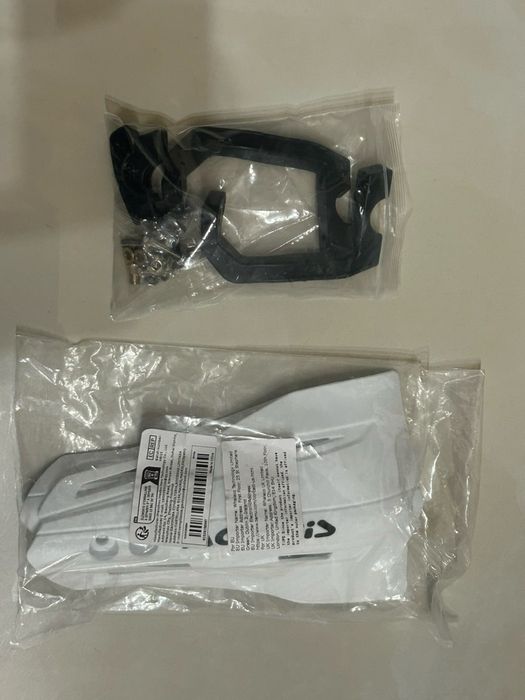 Продам захист рук на індуро нові!!!