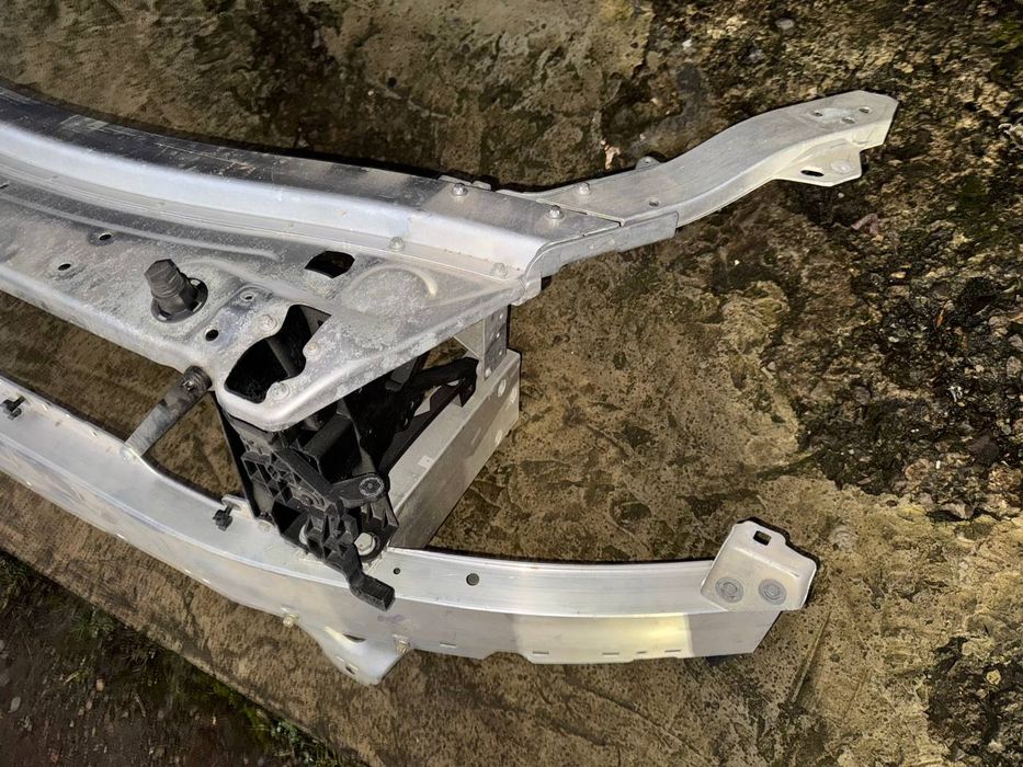 Установочна панель Mercedes Glc W253 телевізор