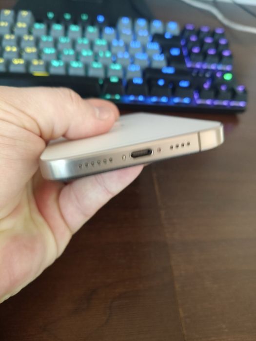 Iphone 16 pro max E-sim 256