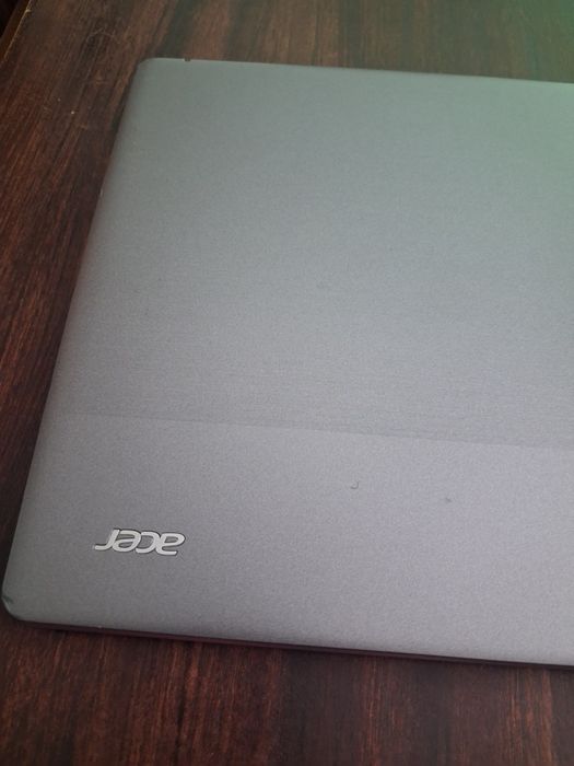 Acer Chromebook Plus – Funciona – Tela quebrada