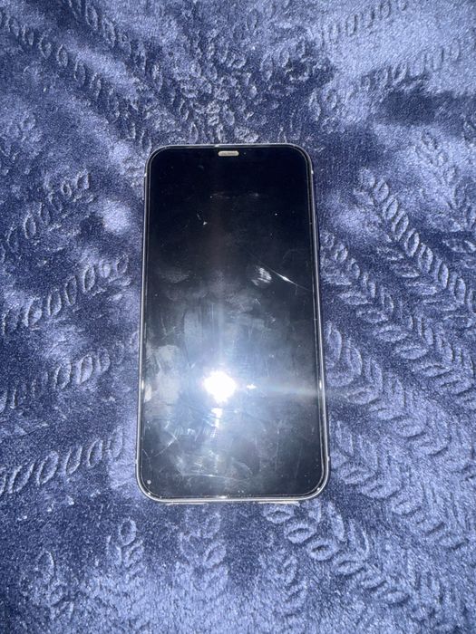 Iphone- 11 Lilás