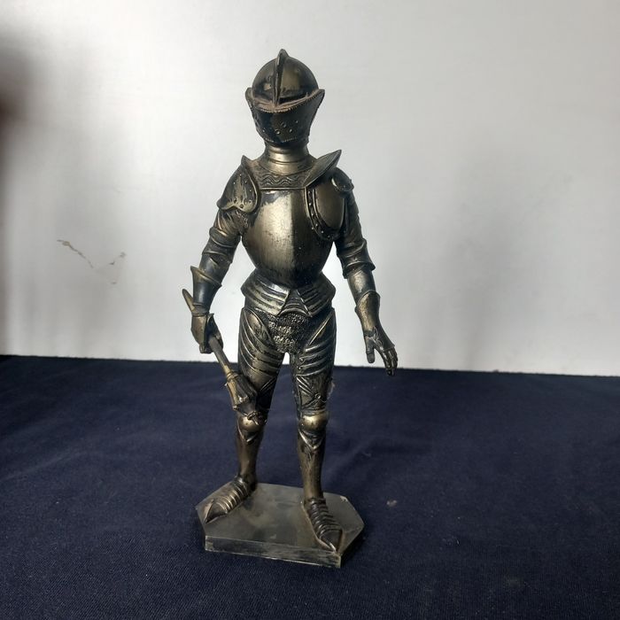 Estatueta Depose Italy guerreiro medieval