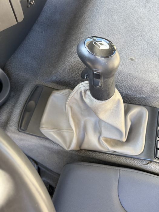 Camião kerax com Ampliroll e grua