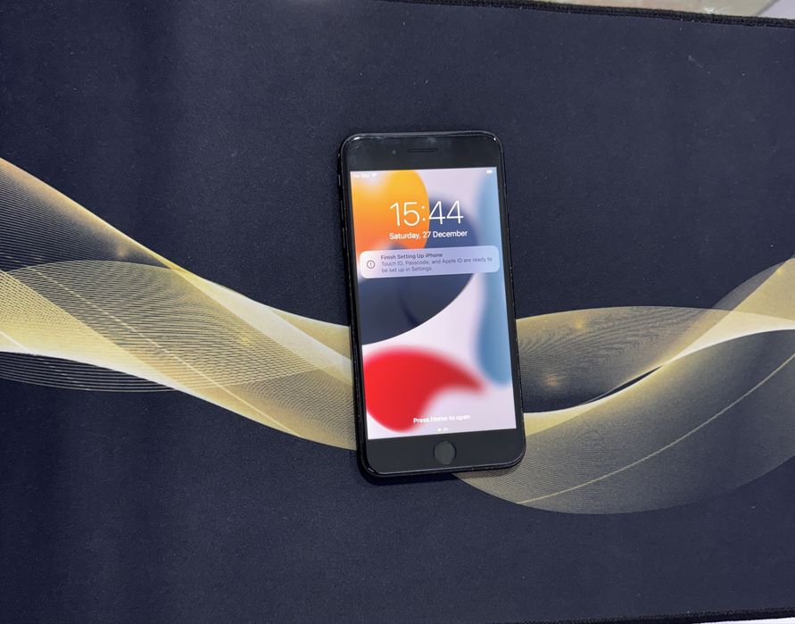 Iphone 7 Plus 128GB.