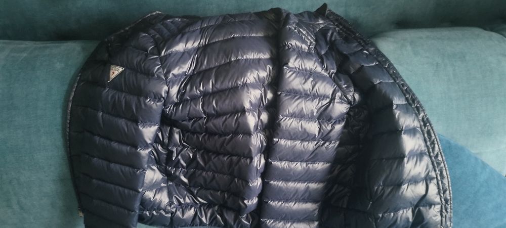 Куртка Guess Б/У