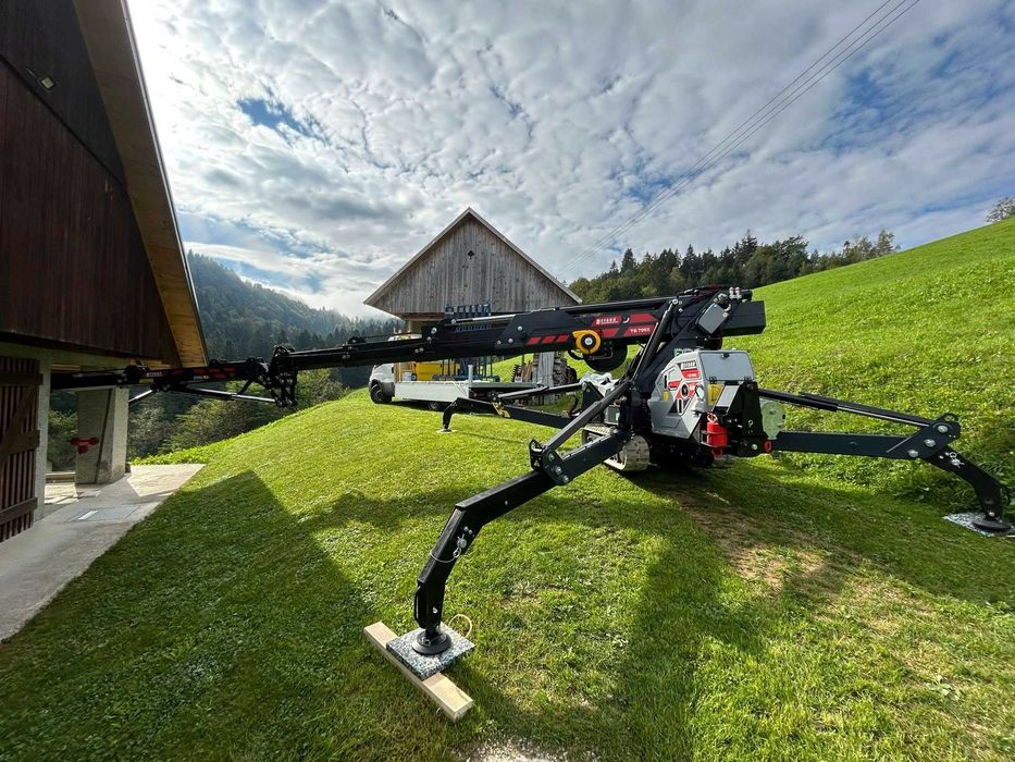 Mini żuraw TB7002 - udźwig 3100kg - zasięg w pionie max. 18.8m