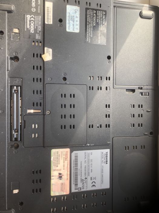 Ноутбук Toshiba Tecra A8 (Core2 Duo T5500 (1,66Ghz)/512Mb/80Gb/DVD)