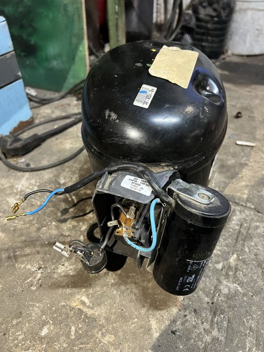 компрессор Tecumseh AE-8024-BR