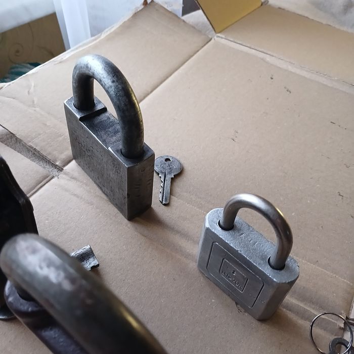 Продам навесные замки (радянських часів)