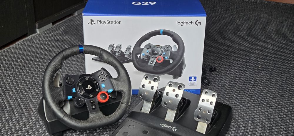 Volante Logitech G29 Driving Force + Pedais PS4 PS5 PC