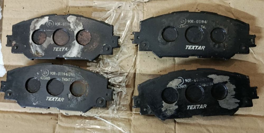Гальмівні колодки toyota textar 433601 t4047