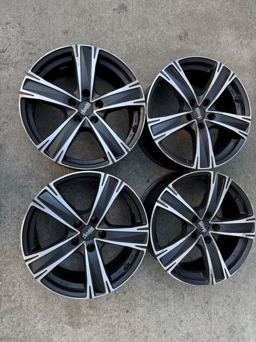 Диски 5x112 R18 Advanti 8jx ET45 Audi/Mercedes