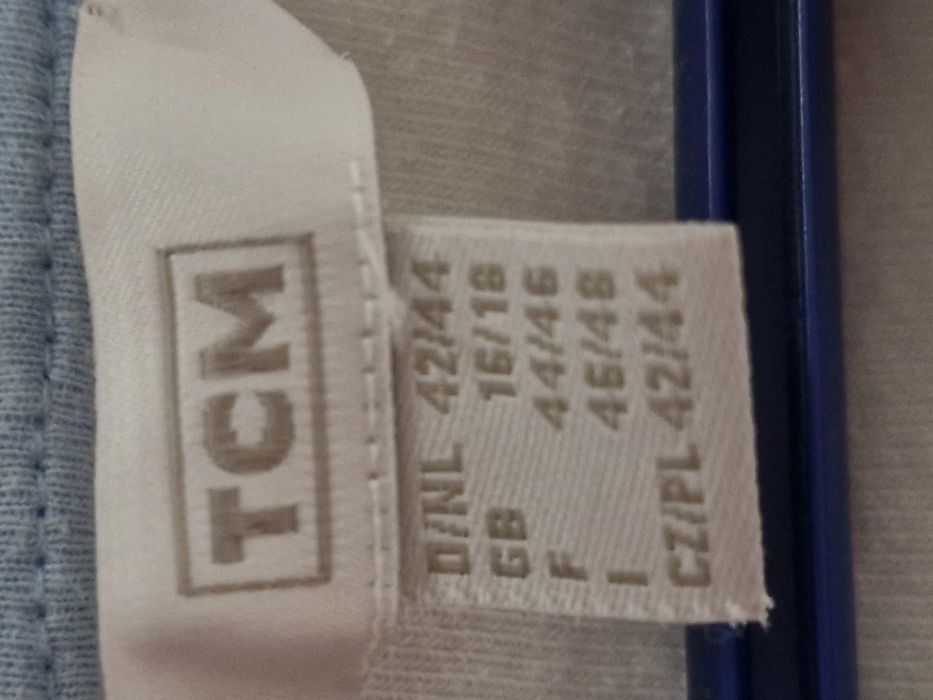 Biala bluza damska z kapturem Xl-Xxl  Tcm