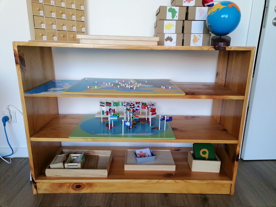 Estante Montessori