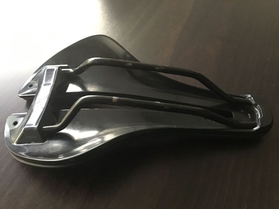 Selim de bicicleta bontrager aelos