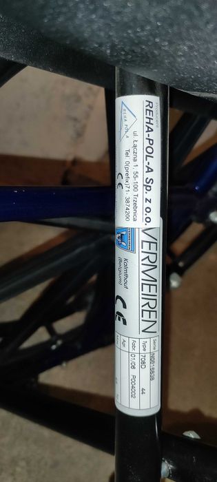 Ręczny wózek inwalidzki 708D Vermeiren