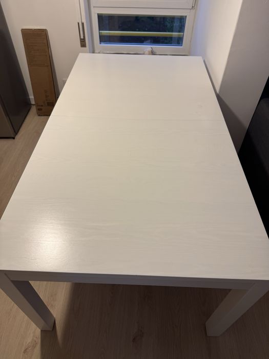 Mesa e movel Ikea