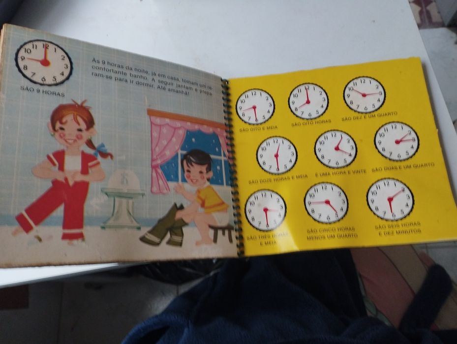 Livro "Um Dia Feriado"