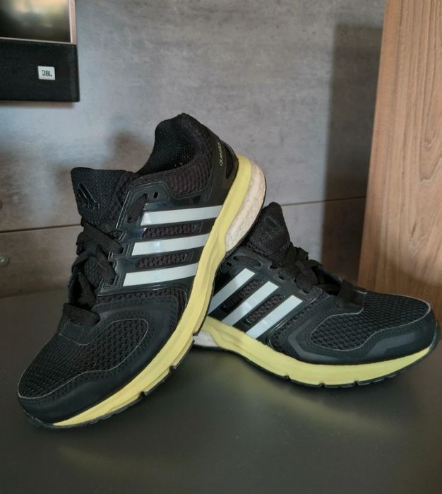 Buty Adidas Questar