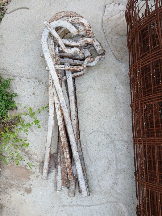 Grampos de cofragem; Cruzetas+maquina aperto; Tela fibra vidro; Outros64552394727683121