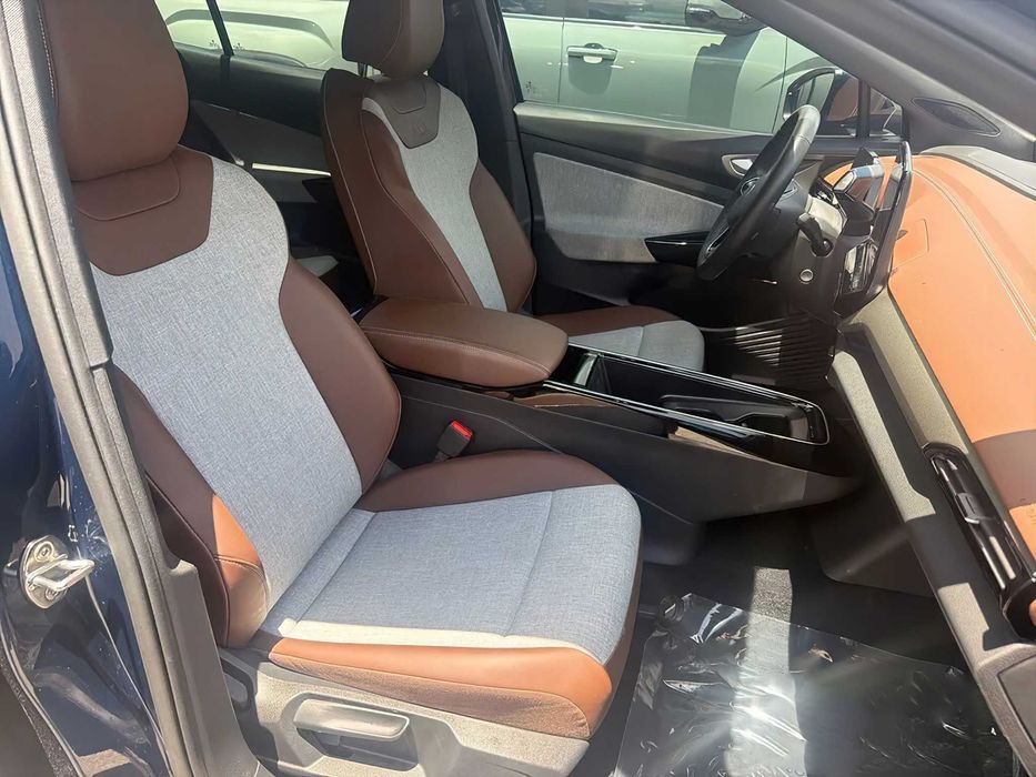 Volkswagen ID.4 Pro      2023