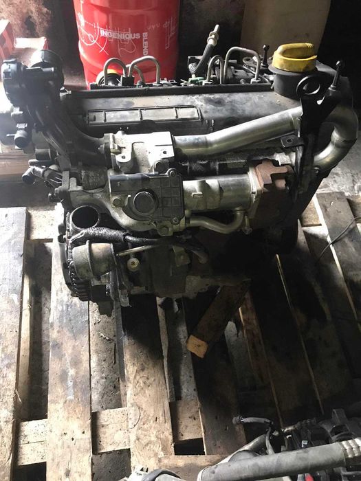 ДВС мотор двигун Рено 1,5DCI EU 4 Рено Кенго Меган Сценік