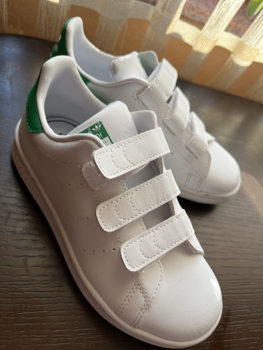 Дитячі кросівки Adidas