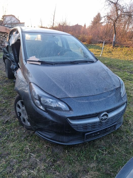 Opel corsa e 1.4 90 koni 60 tys. Lakier   z10d  na części.