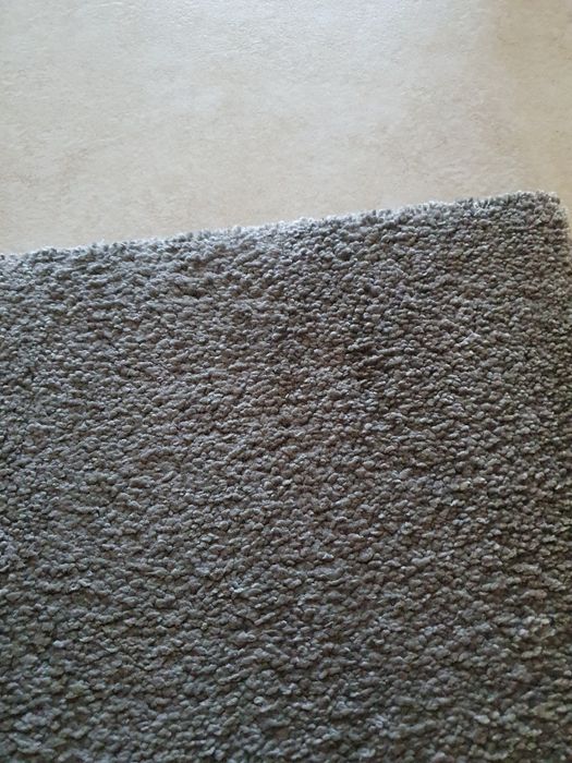 Tapete cinza escuro 60x115