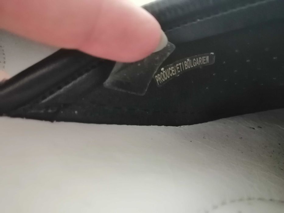 Skórzane klapki damskie