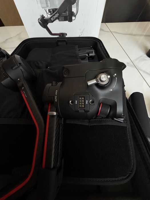 Стабілізатор для камери DJI RS 3 Pro Combo