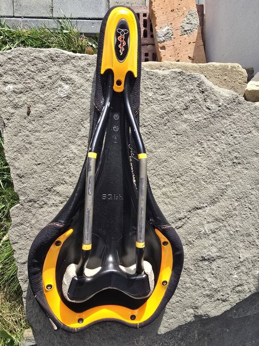 Siodełko enduro trail dh fr SQLab 611 active titube