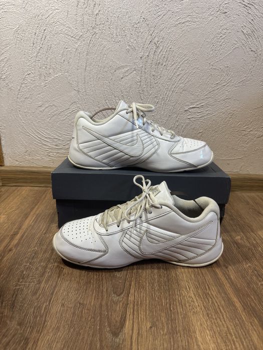 Кросівки Nike Air Baseline