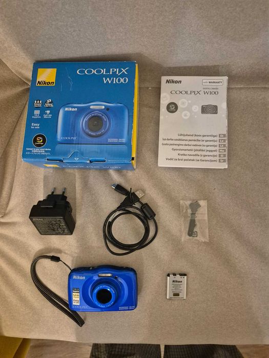 Nikon Coolpix W100 – pudełko, ładowarka – w pełni sprawny