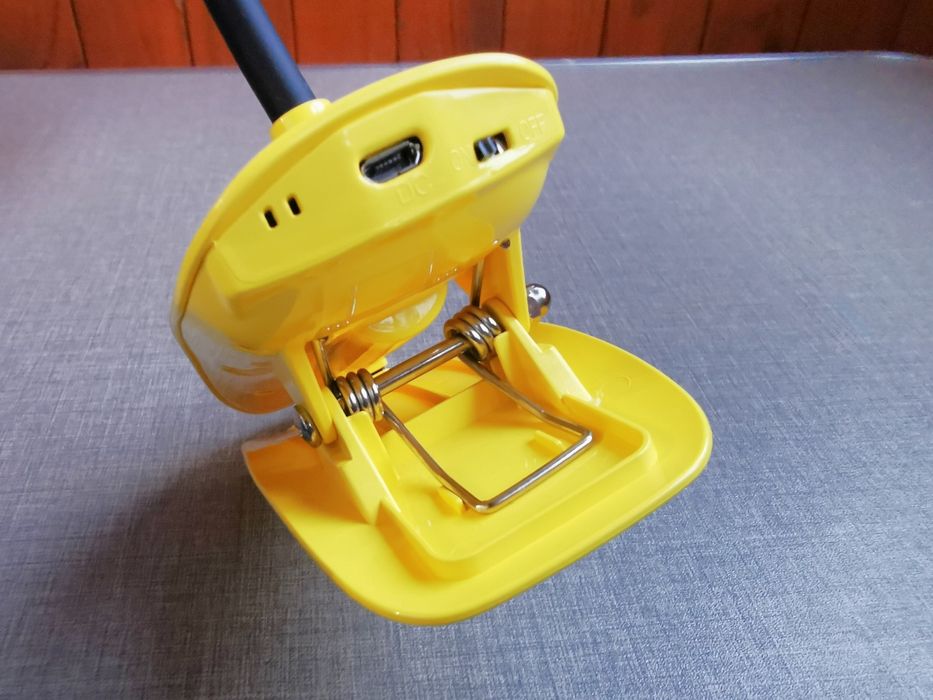 LED Лампа На Акумуляторі